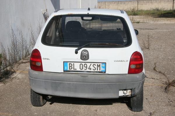 2#3804 Autovettura Opel Corsa e muletto Linde in vendita - foto 22