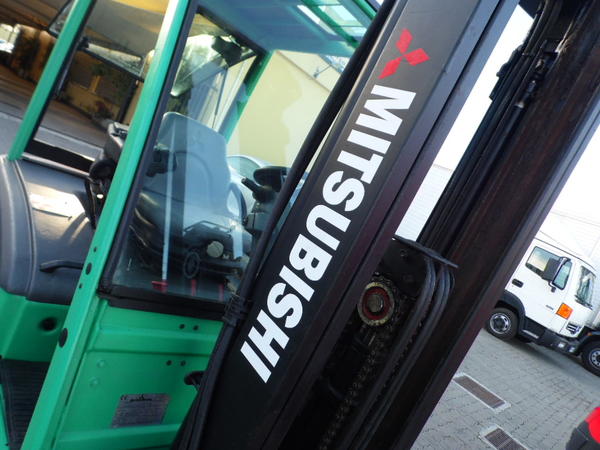 1#3810 Carrello elevatore Mitsubishi FB 20 con pinza a forche Cascade in vendita - foto 19