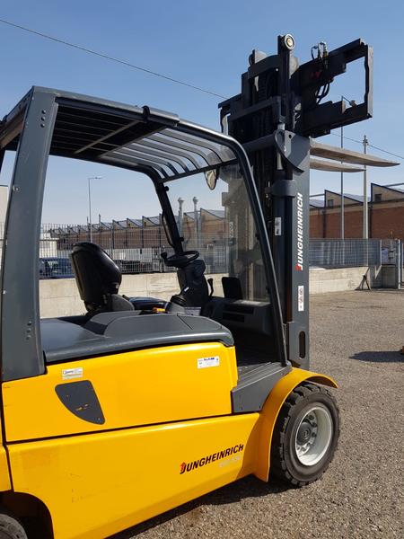 2#3812 Carrello elevatore  Jungheinrich EFG 550 in vendita - foto 11