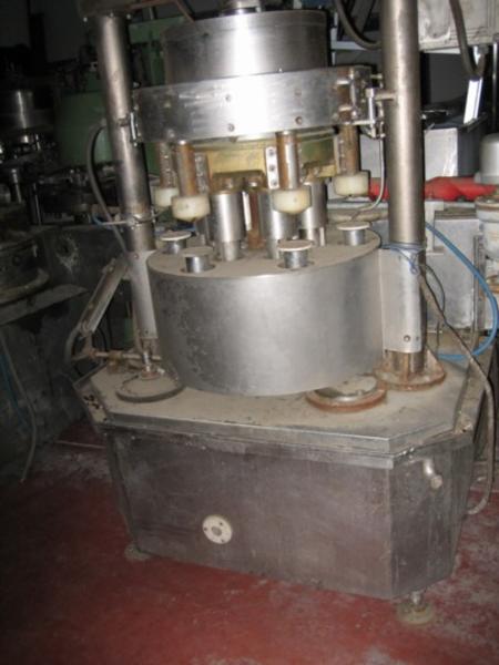 4#3818 Riempitrice piston filler Gherri in vendita - foto 2