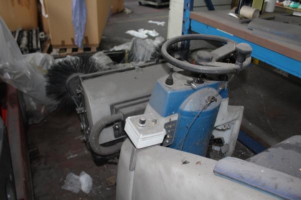 10#3821 Macchina spazzatrice Fiorentini SRL e lava e asciuga pavimenti Pultek in vendita - foto 16