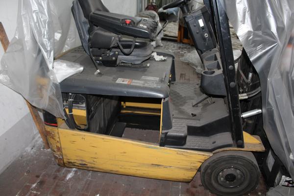 13#3821 Carrelli elevatori Caterpillar e Linde in vendita - foto 6