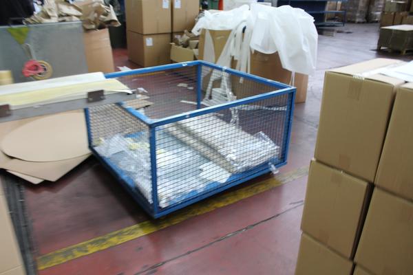 15#3821 Carrelli e casse in plastica con ruote  in vendita - foto 6