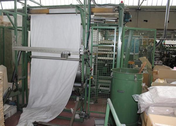 3#3821 Macchina per la produzione coperte Magetron e piegatrice lenzuola Pizzardi in vendita - foto 1