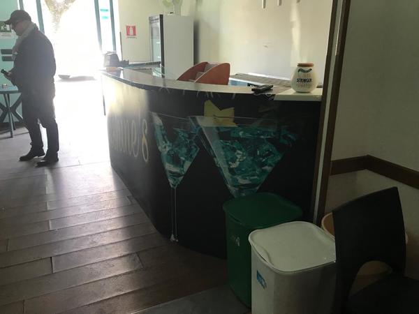 2#3825 Arredi e attrezzatura bar in vendita - foto 15
