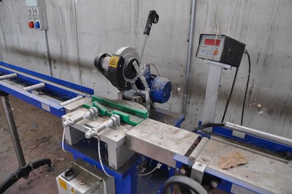 32#3834 Banco da lavoro e attrezzi perforatori Demme in vendita - foto 11