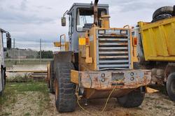 Furukawa wheel loader - Lot 41 (Auction 3834)