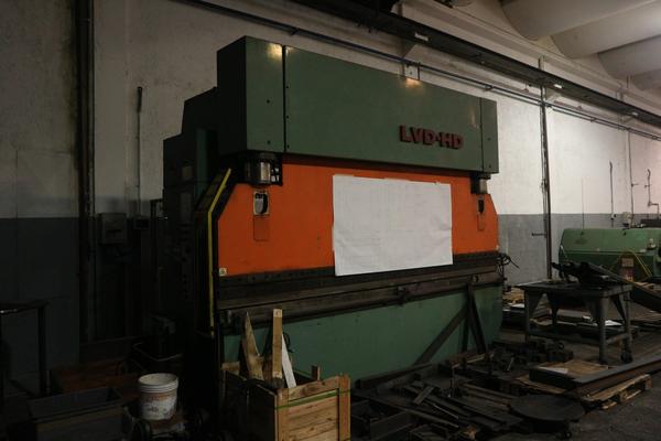 1#3840 Cessione di beni mobili per produzione di costruzioni meccaniche in vendita - foto 76