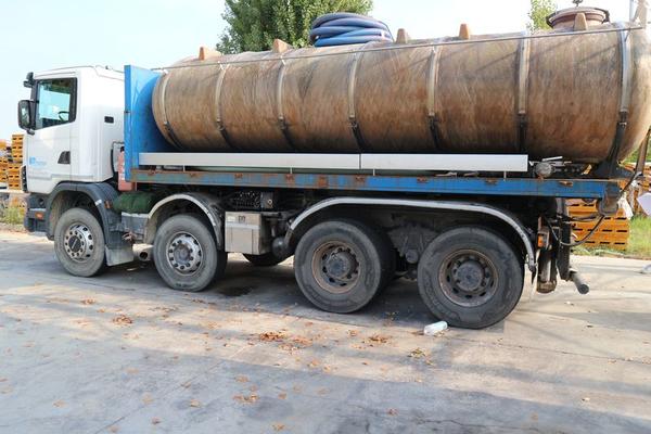 Autocarri in vendita