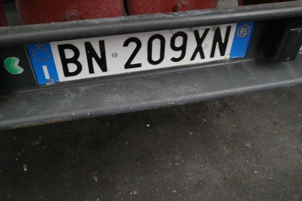 331#3842 Autocarro Iveco in vendita - foto 3