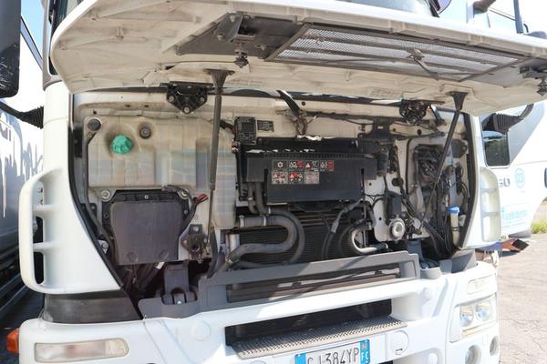 2#3843 Autocisterna Iveco Magirus Stralis in vendita - foto 17