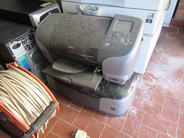 2#3845 Arredi e attrezzature elettroniche da ufficio in vendita - foto 7