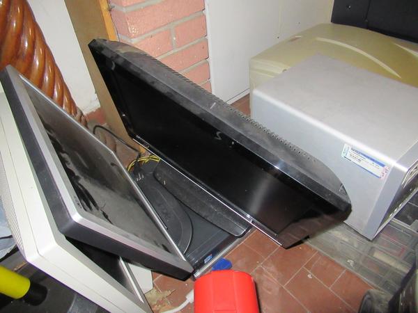 2#3845 Arredi e attrezzature elettroniche da ufficio in vendita - foto 10