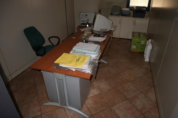 1#3847 Arredi e attrezzature ufficio in vendita - foto 31