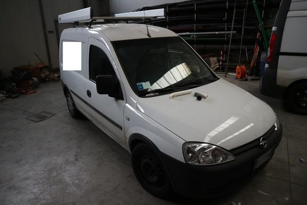 114#3847 Autocarro Opel Combo in vendita - foto 2