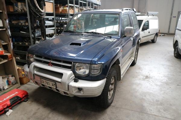 115#3847 Autocarro Mitsubishi Pajero in vendita - foto 1