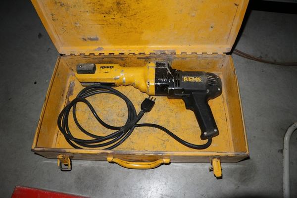 2#3847 Compressore ABAC e attrezzature magazzino in vendita - foto 15
