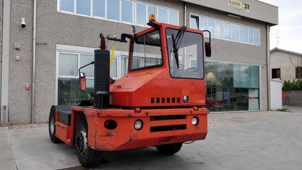 8#3850 Trattore portuale Kalmar TR161 in vendita - foto 1
