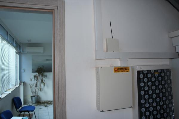 2#3851 Impianti allarme Combivox  e condizionatore Daikin in vendita - foto 3