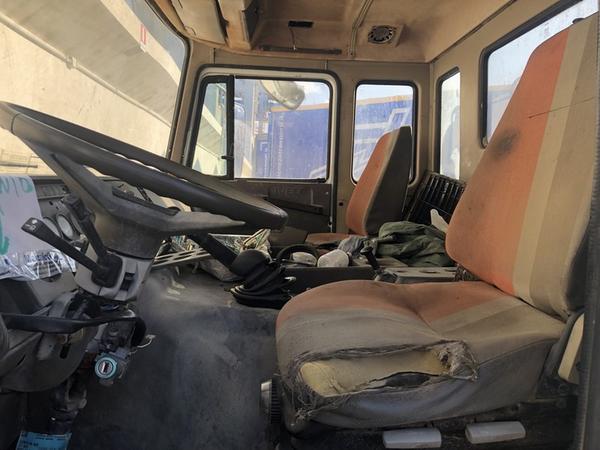 1#3854 Betoniera Iveco in vendita - foto 18