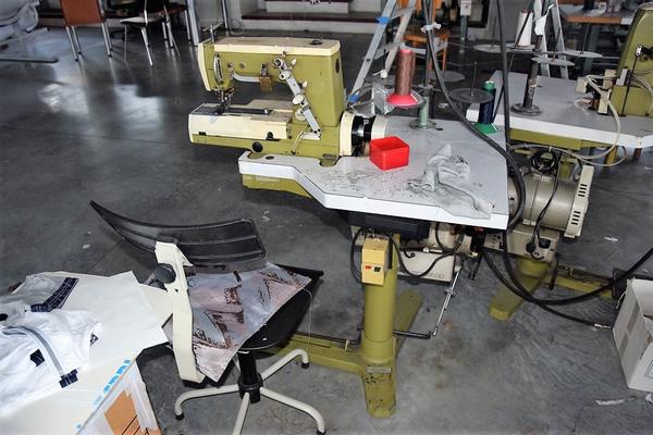 Macchine per cucire in vendita