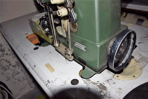 20#3856 Macchina per cucire Rimoldi in vendita - foto 4