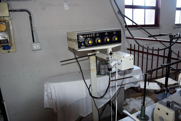 27#3856 Tensionatori elastici in vendita - foto 1