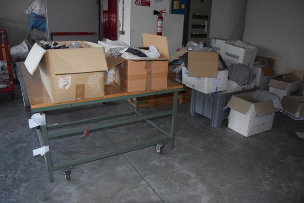 30#3856 Tavoli da lavoro e normaliarmadio in ferro in vendita - foto 12