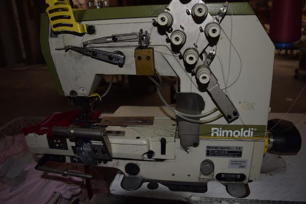 38#3856 Macchine da cucire Rimoldi in vendita - foto 4