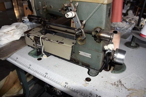 6#3856 Macchina per cucire Rimoldi in vendita - foto 2