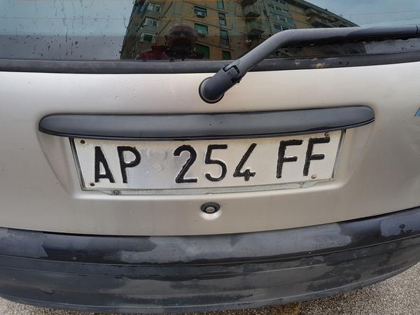 5#3865 Autocarro Fiat Punto in vendita - foto 2