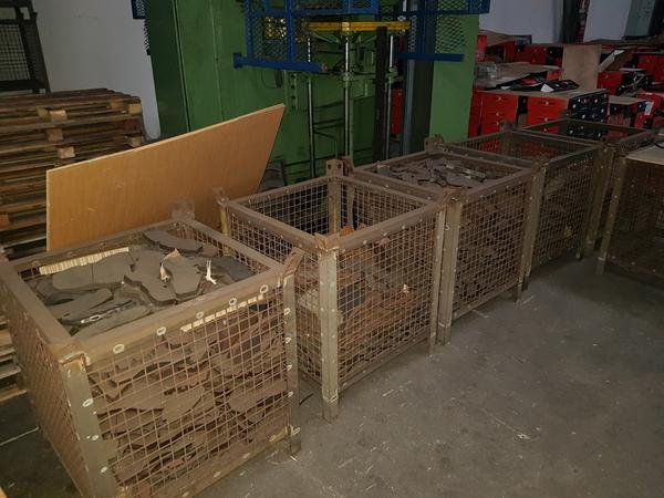 100#3866 Attrezzature e semilavorati ferrosi in vendita - foto 16