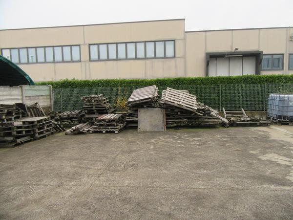 100#3866 Attrezzature e semilavorati ferrosi in vendita - foto 69