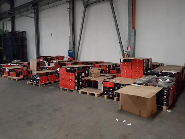 2#3866 Magazzino di freni e pastiglie a disco in vendita - foto 12