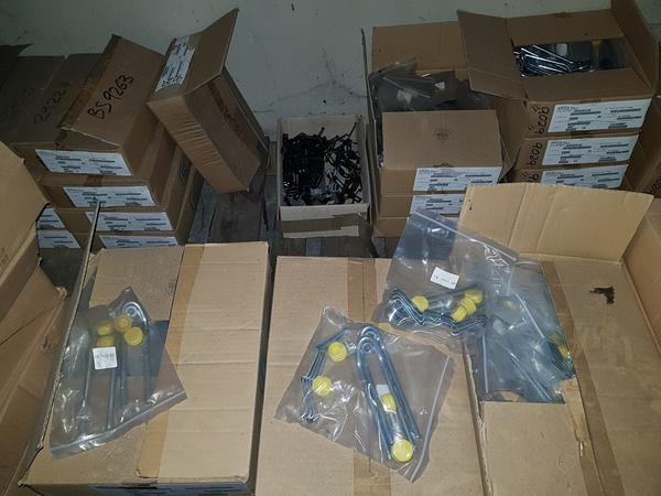 2#3866 Magazzino di freni e pastiglie a disco in vendita - foto 14