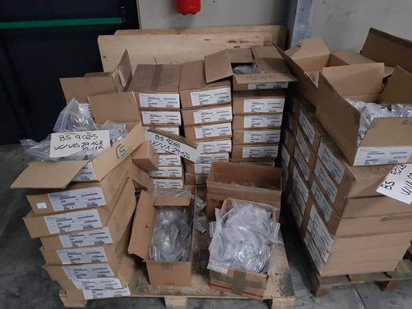 2#3866 Magazzino di freni e pastiglie a disco in vendita - foto 19