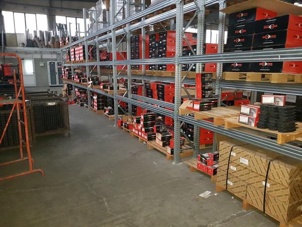 2#3866 Magazzino di freni e pastiglie a disco in vendita - foto 45