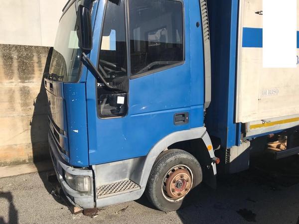 1#3868 Autocarro Iveco e automobile Toyota Aygo in vendita - foto 55