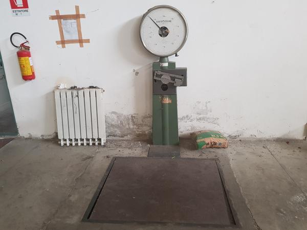 2#3869 Bilancia Santo Stefano e saldatrice Ducci in vendita - foto 1