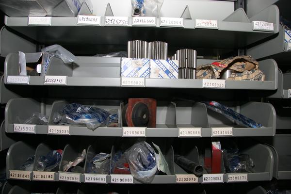 1#3881 Stock di ricambi e accessori per auto e per  veicoli industriali in vendita - foto 19