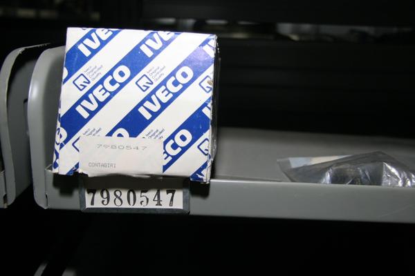 1#3881 Stock di ricambi e accessori per auto e per  veicoli industriali in vendita - foto 51