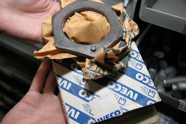 1#3881 Stock di ricambi e accessori per auto e per  veicoli industriali in vendita - foto 55