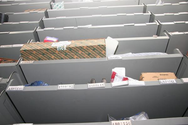 1#3881 Stock di ricambi e accessori per auto e per  veicoli industriali in vendita - foto 84