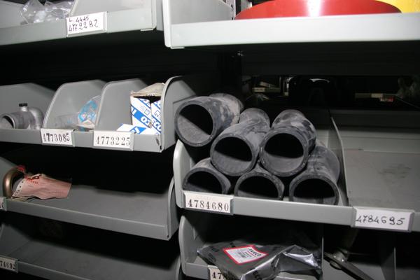 1#3881 Stock di ricambi e accessori per auto e per  veicoli industriali in vendita - foto 93