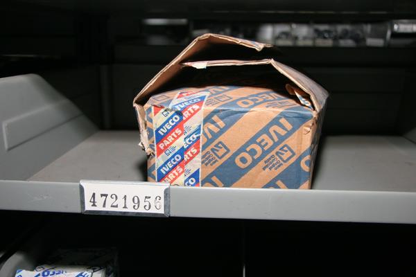 1#3881 Stock di ricambi e accessori per auto e per  veicoli industriali in vendita - foto 101