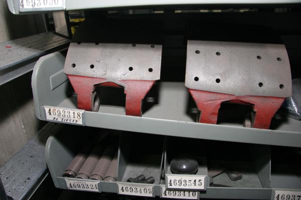 1#3881 Stock di ricambi e accessori per auto e per  veicoli industriali in vendita - foto 103