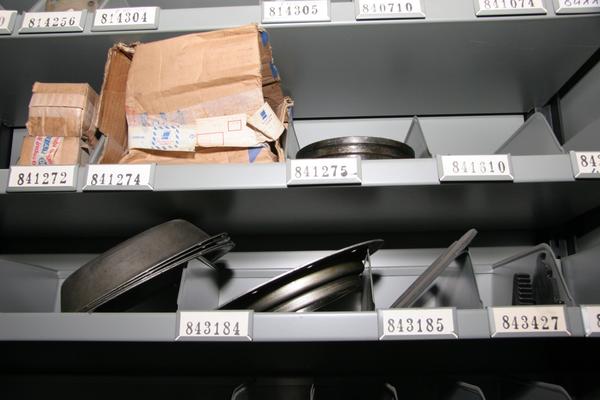 1#3881 Stock di ricambi e accessori per auto e per  veicoli industriali in vendita - foto 114