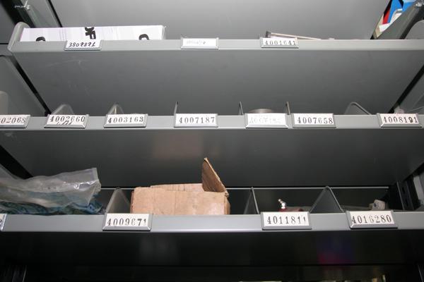 1#3881 Stock di ricambi e accessori per auto e per  veicoli industriali in vendita - foto 117