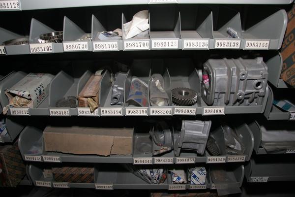 1#3881 Stock di ricambi e accessori per auto e per  veicoli industriali in vendita - foto 121