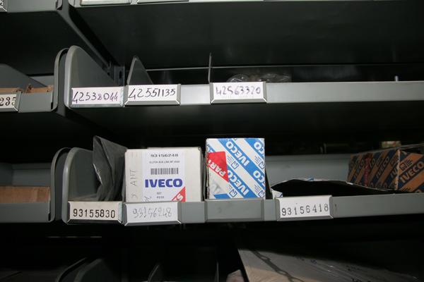 1#3881 Stock di ricambi e accessori per auto e per  veicoli industriali in vendita - foto 132